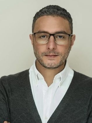 أحمد الفيشاوي - طاقم العمل الخاص بي فيلم روكي الغلابة